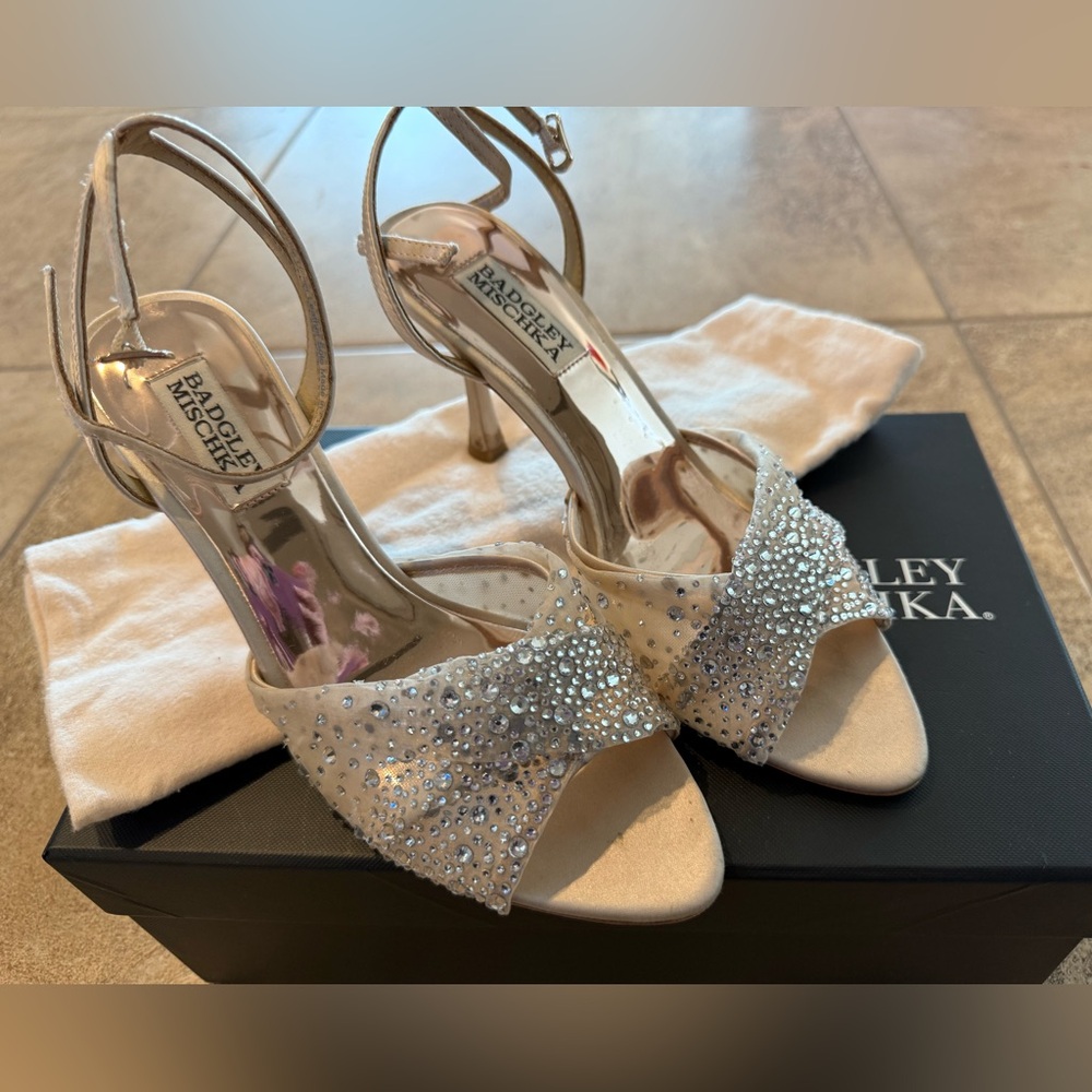 Small high heel
